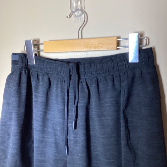 Lululemon Surge 6” Lined Shorts - Heathered Texture Printed Iron Blue True Navy - Picture 3 of 11